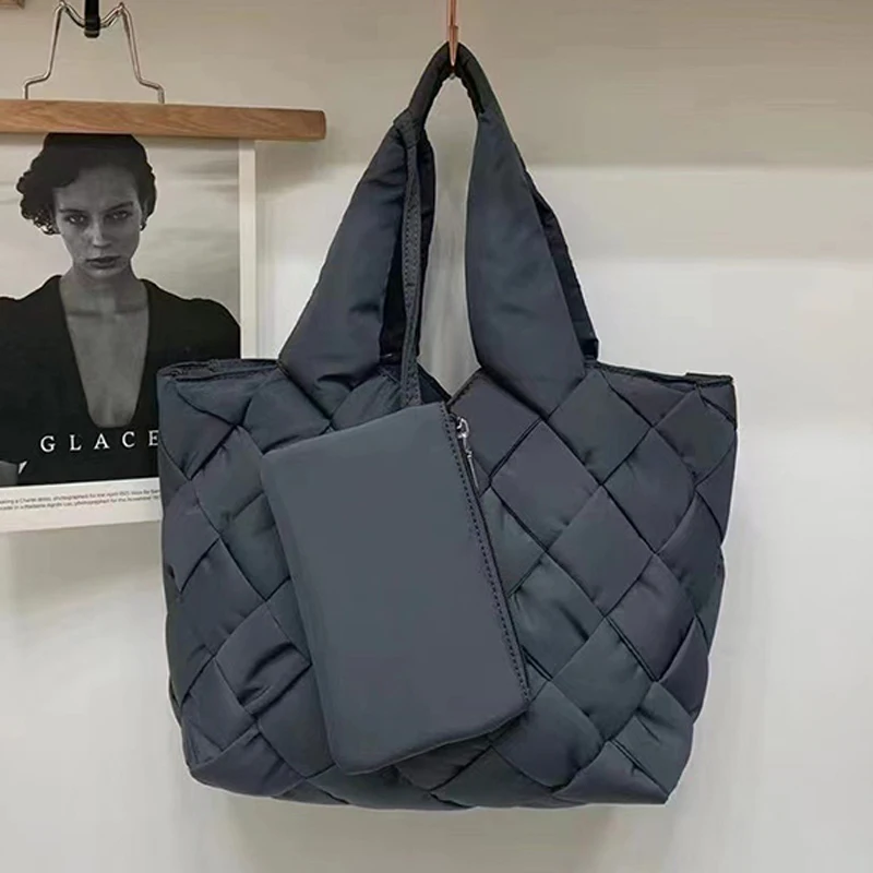 Bolsos de mano coreanos informales para mujer bolsos y monederos de diseñador de lujo novedad de 2023 en poliéster bordado decoración de rombos bolso de hombro para axila de gran capacidad alta calidad envío gratis Lle