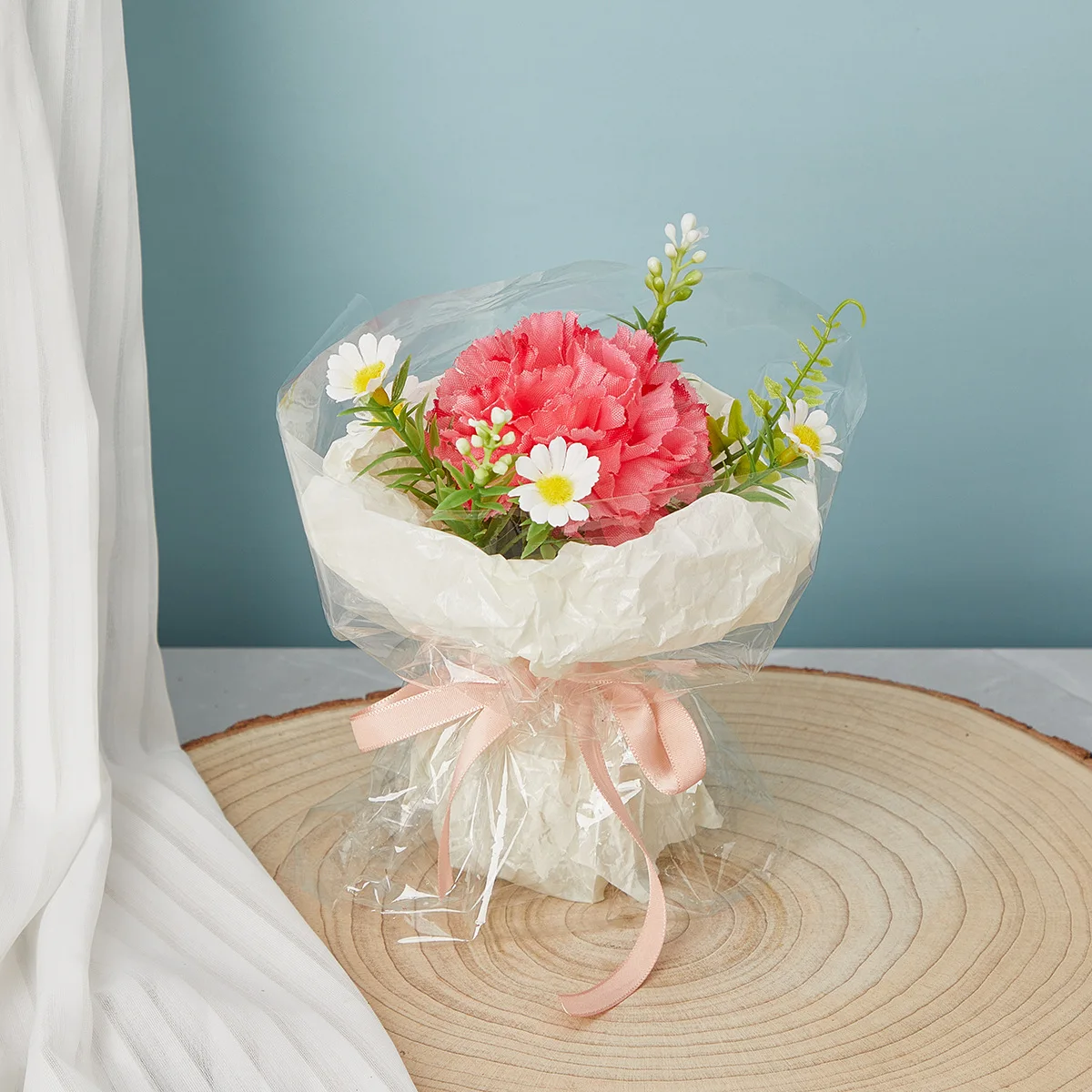 

Bride hand bouquet wedding simulation hand holding bouquet birthday photography props bouquet artificial flowers carnation