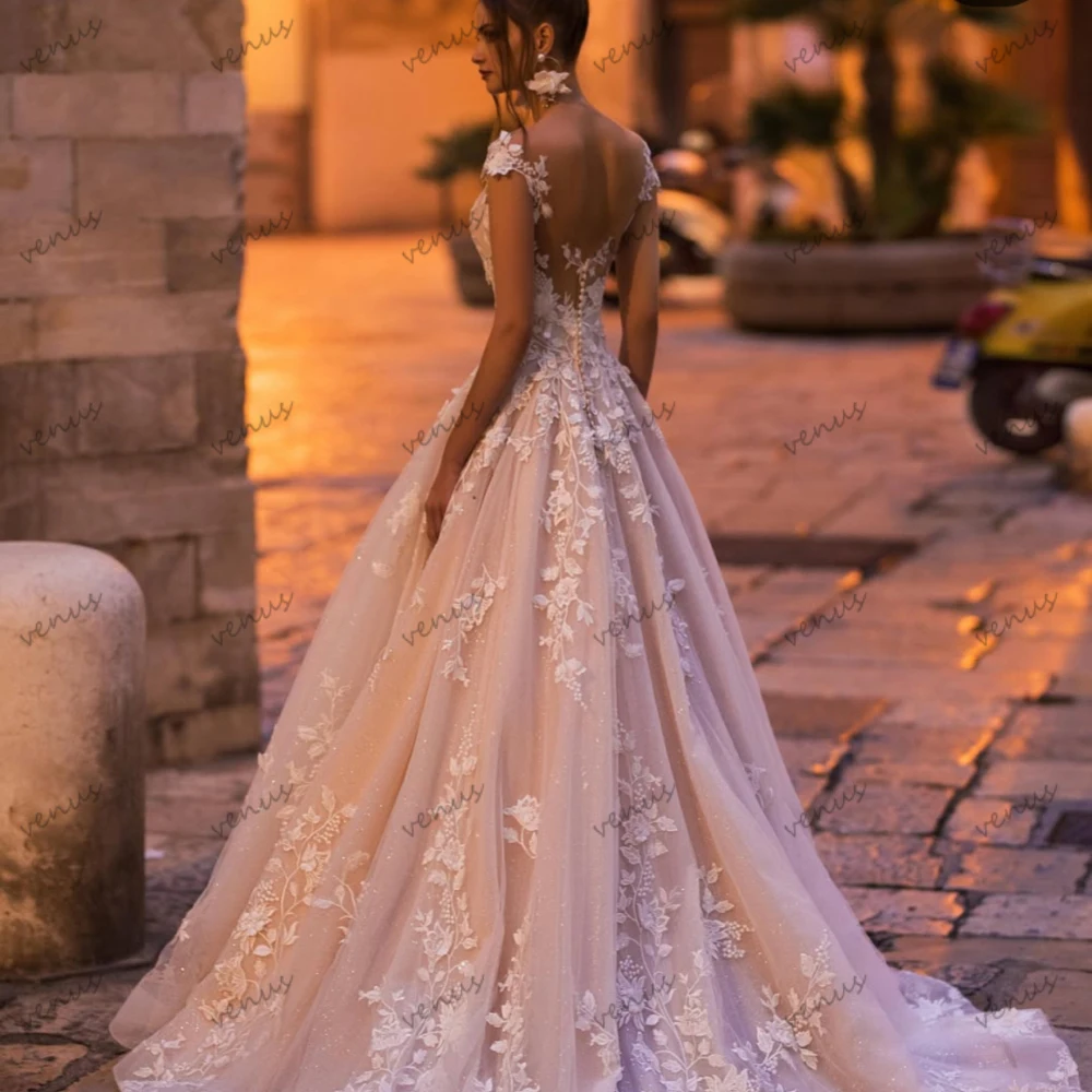 Gorgeous Wedding Dresses Charming Bridal Gowns Lace Appliques Backless Floor Length Robe Exquisite Vestidos De Novia Customized