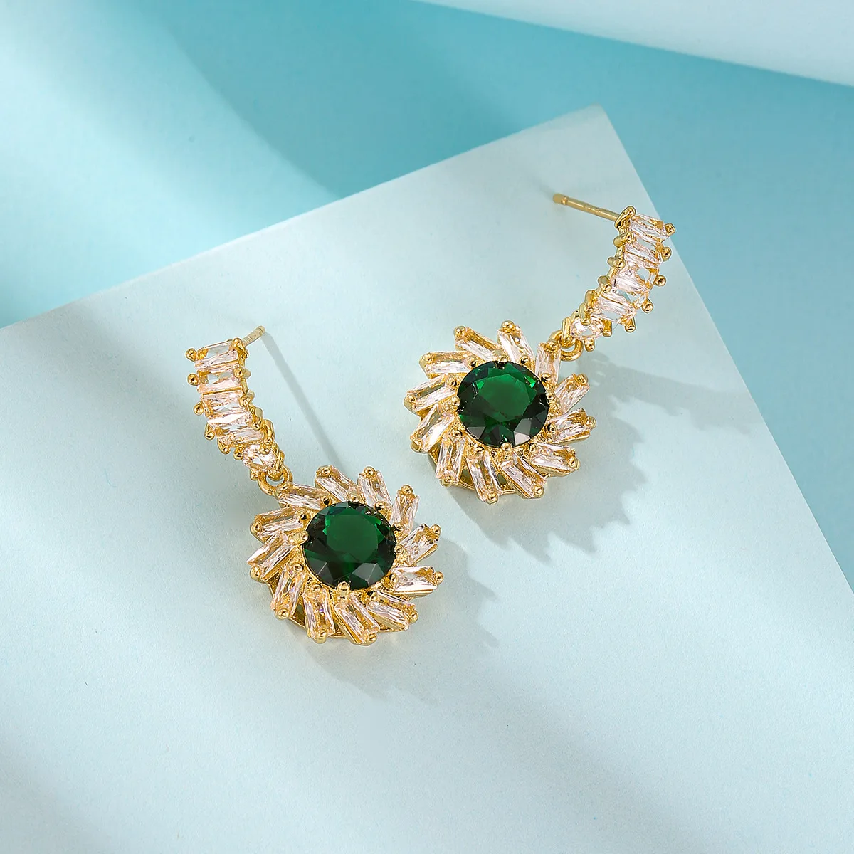 

Retro Zircon Flower CZ Earrings for Women Vintage Gemstone Gold Drop Earring Wedding Valentine Jewelry Gift Bijoux Femme