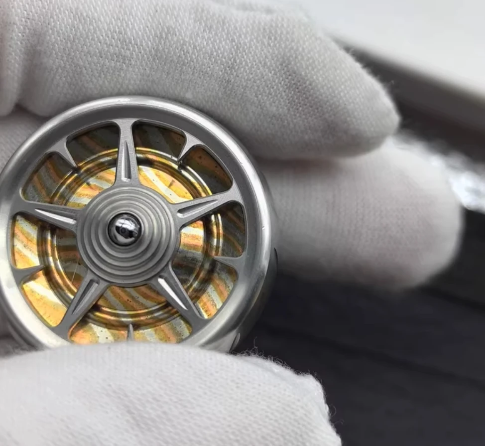 Giocattolo di decompressione fidget spinner in acciaio inossidabile + materiale fumé intrecciato a mano con matrice EDC BS usato