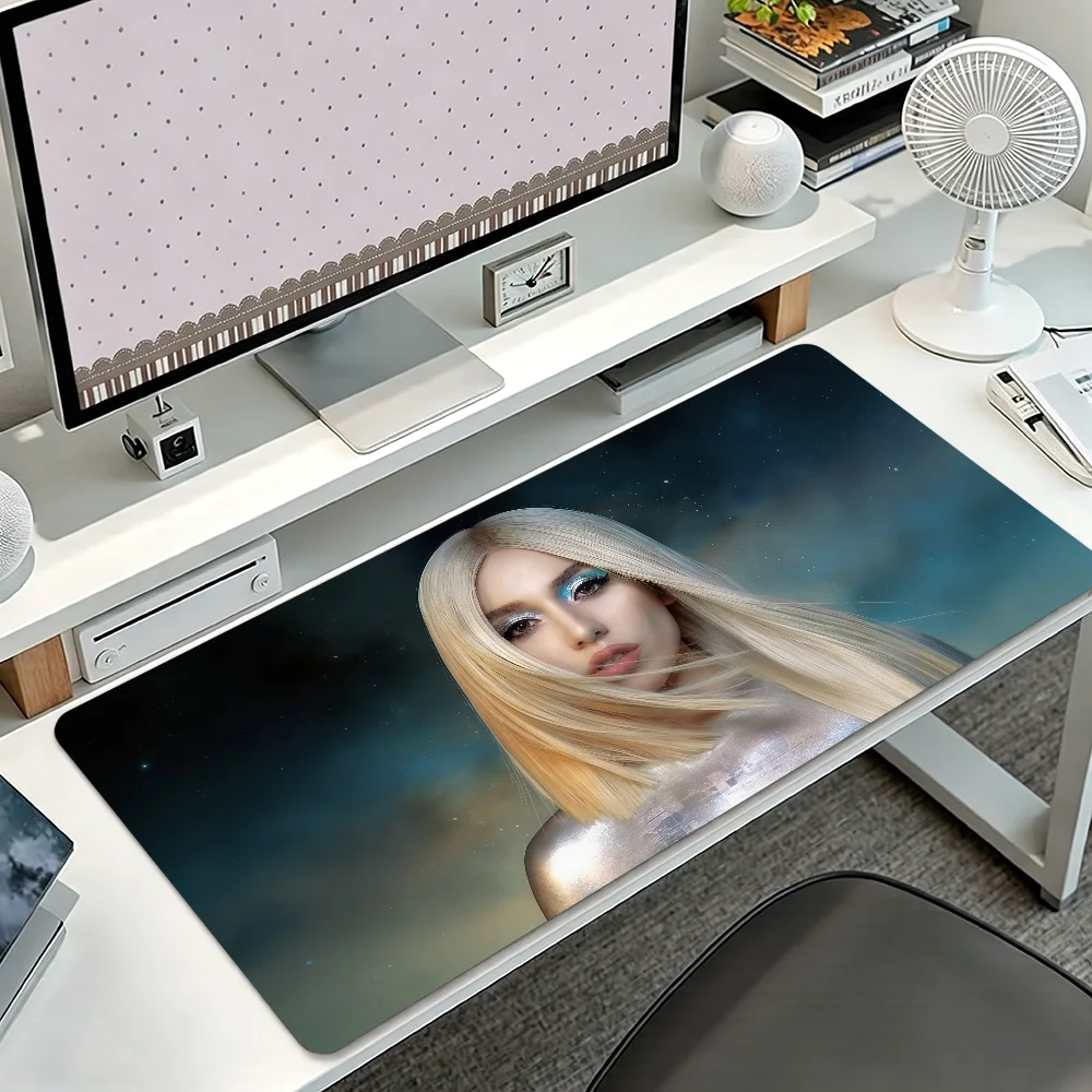 Gaming Keyboard Mouse - Singer A-Ava Max Mouse Pad Fashion