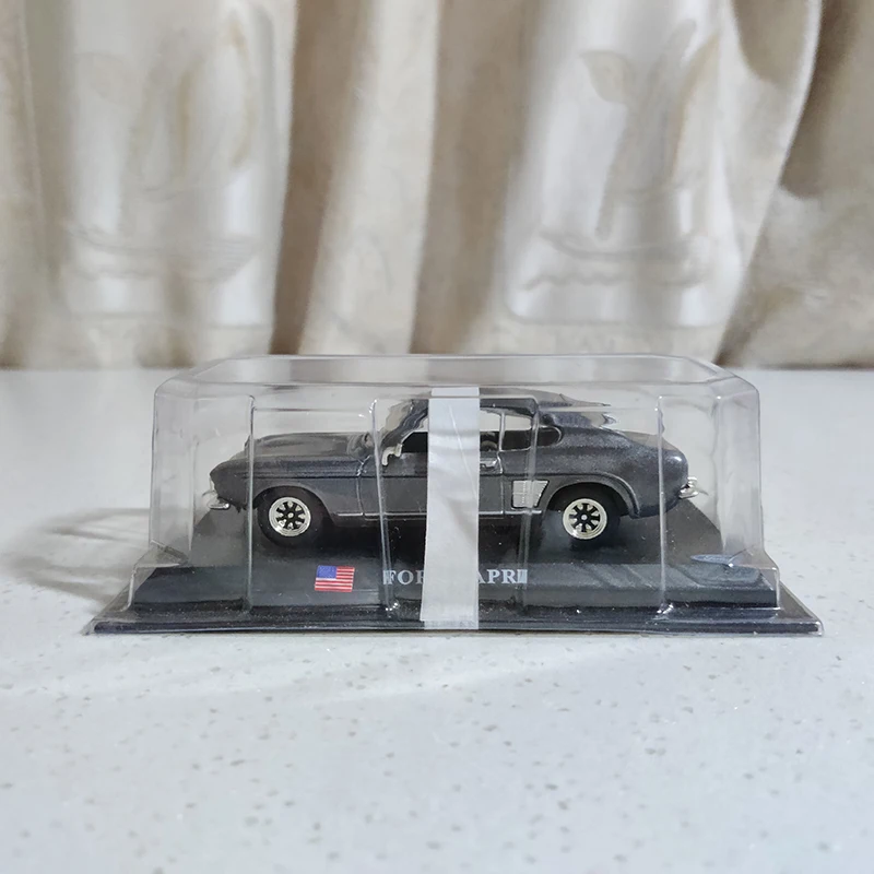 1:43 Scale Ford CAPRI Muscle Car Model Alloy Diecast Simulation Toy Collectible Gift