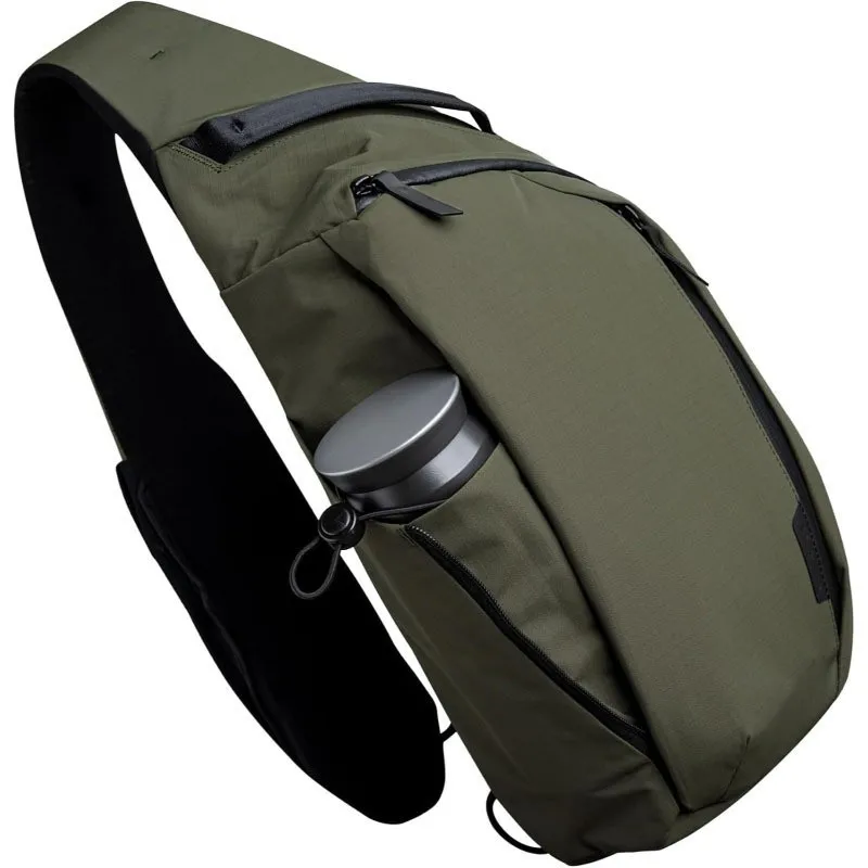 7.5L Single Shoulder Sling Chest Bag Crossbody Backpack Water Bottle Holder Fits 11 Inch Tablet For Daily Travel Running Workout