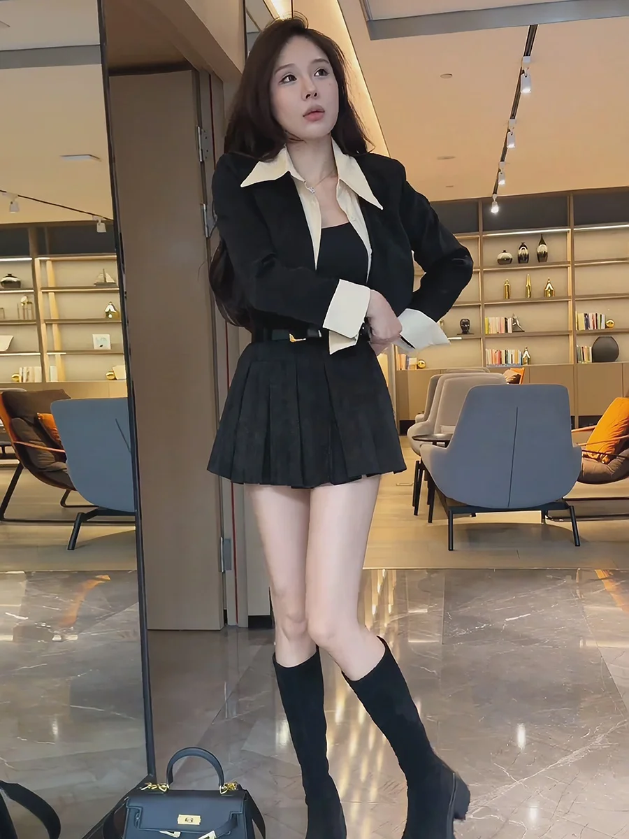 

Комплект из двух предметов в стиле пэчворк: модная весенняя новинка, юбка в стиле Шанель, элегантная рабочая одежда с длинными рукавами