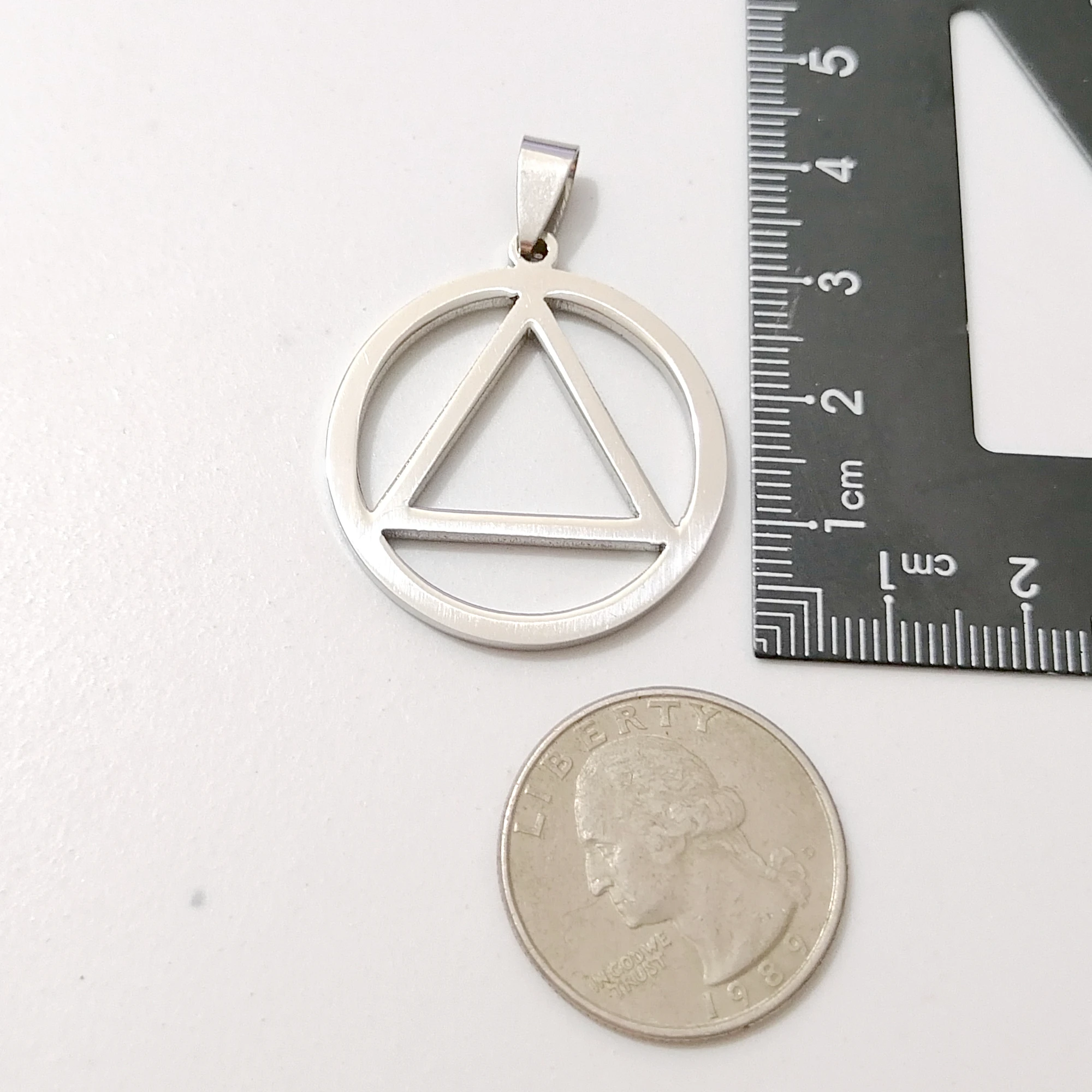 

5pcs Lot Stainless Steel 30mm Triangle Pendant Charms in Bulk Jewelry for Mens XMAS Gifts No Any Chain