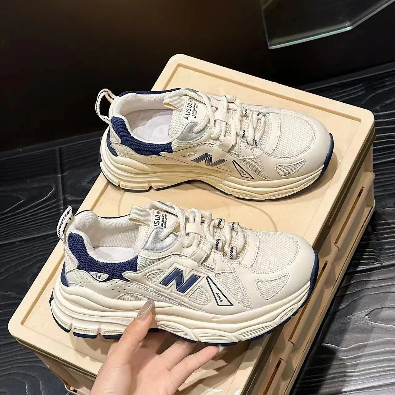 2024 Spring N word shoes Korean version of the breathable lightweight hundred with pops shoes color blocking sneakers female