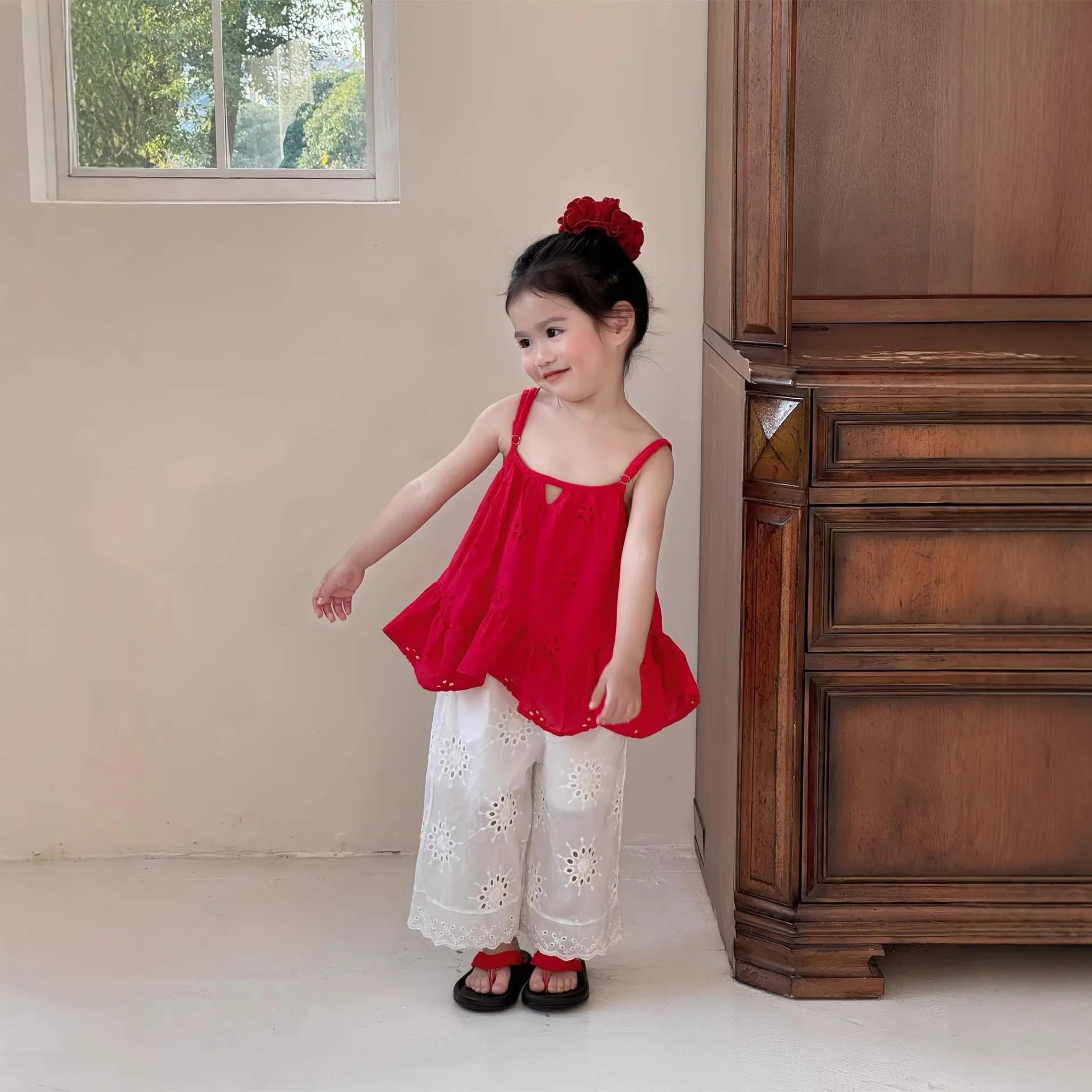 Girls Set 2026 Spring and Summer New Childrens Clothing Girl Baby Loose Lotus Leaf Suspender Hollow Wide Leg Pants Two Sets