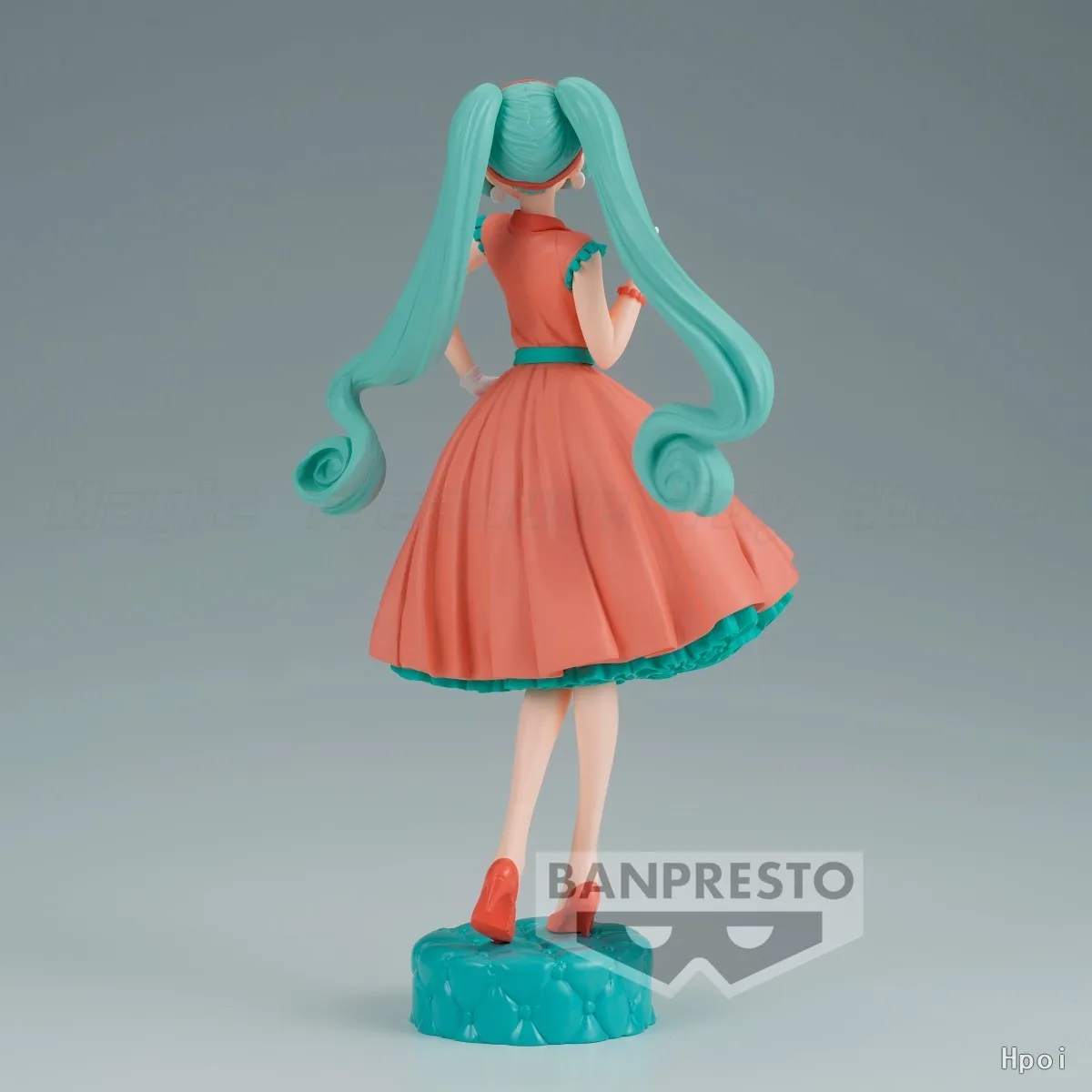 

【In Stock】Original BANPRESTO Piapro Miku WORLD JOURNEY Vol 1 Toys Ornaments Gifts