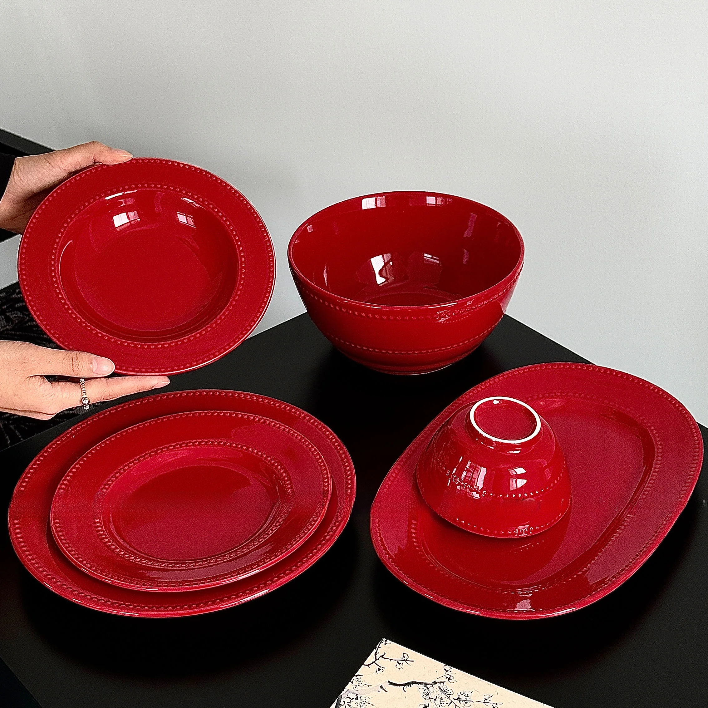 

Retro Red Dot Cerc Dining Set Moving House New Home Use Bowl Plate Western Dinner Plate Soup Bowl Mugs round ape Deep Di
