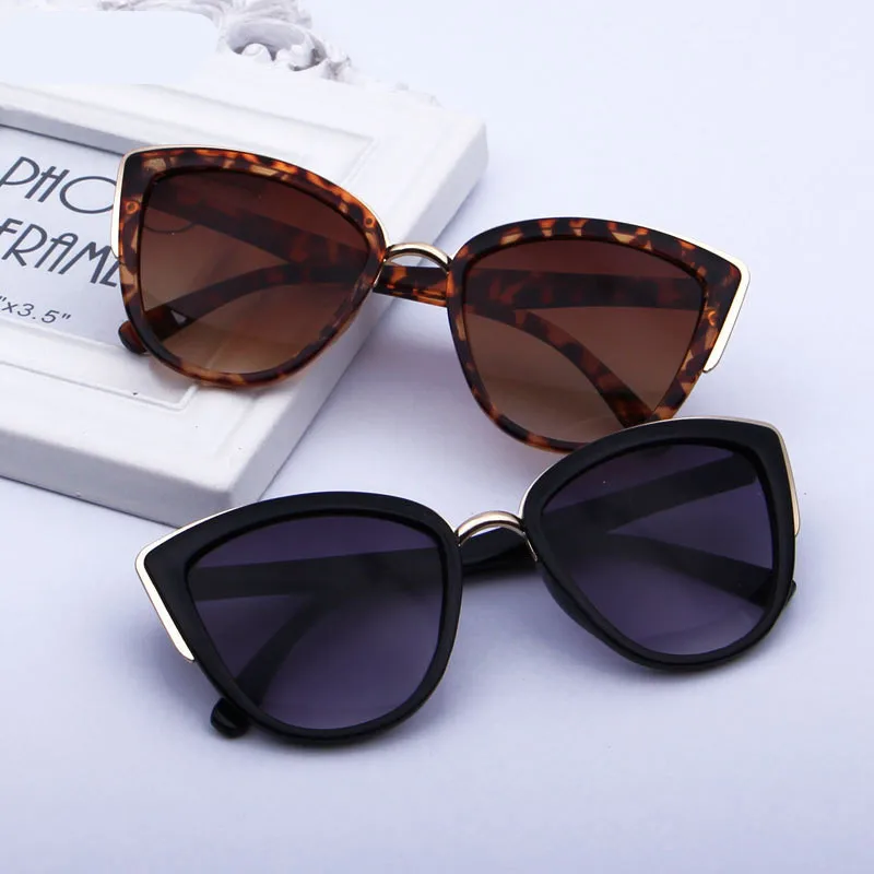 New Cat Eye Sunglasses Women Retro Designer Round Gradient Oversized Glasses