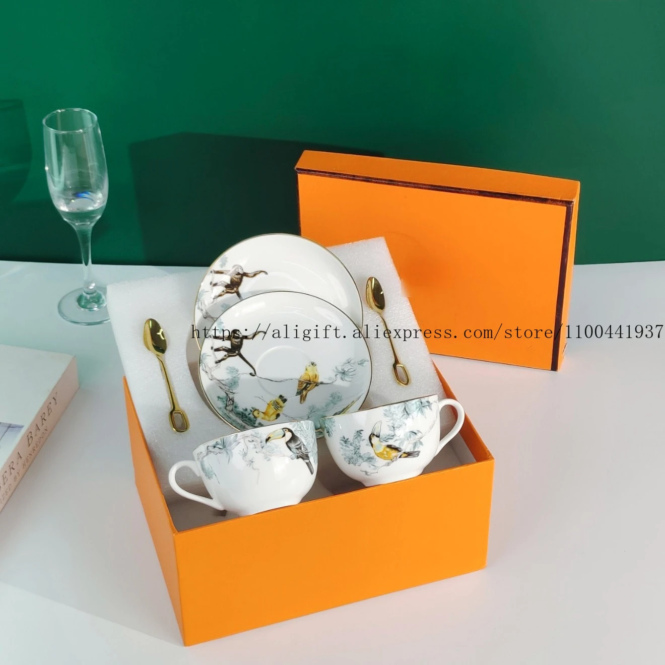 

Luxury Jungle Bone China Coffee Cup Saucer Set Elegant Afternoon Tea Gift Box Wedding Birthday Present with Floral Motifs
