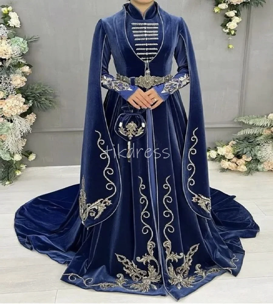 

Ottoman Navy Tukish Circassian Wedding Dress 2025 Long Sleeve Beaded Arabic Velvet Caftan Bride Dress Muslim Pakistani Moroccan