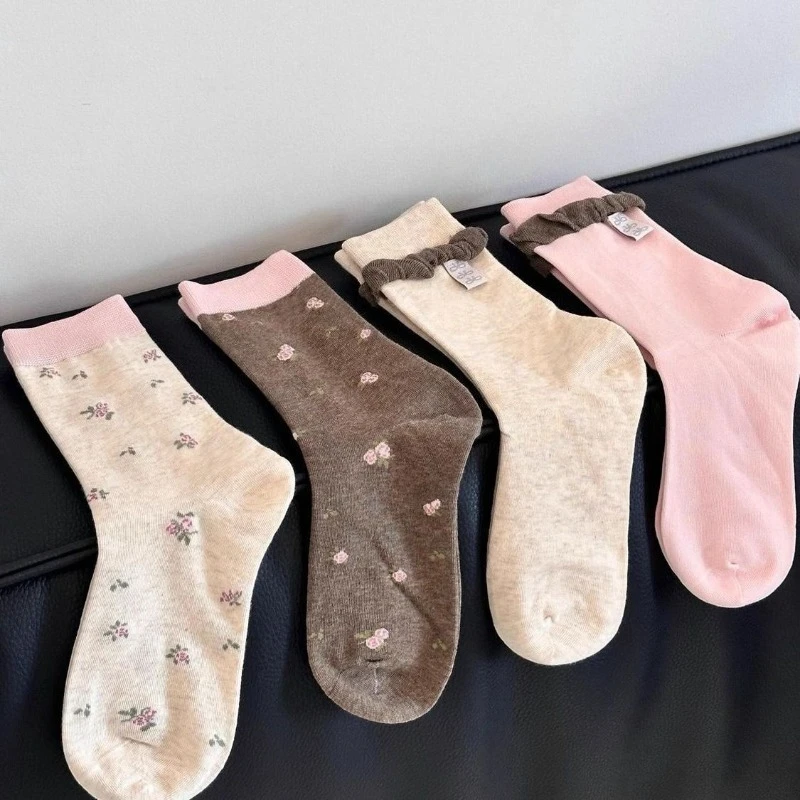 

4 pairs of floral socks cute women's mid tube socks spring autumn niche cotton simple versatile comfortable socks