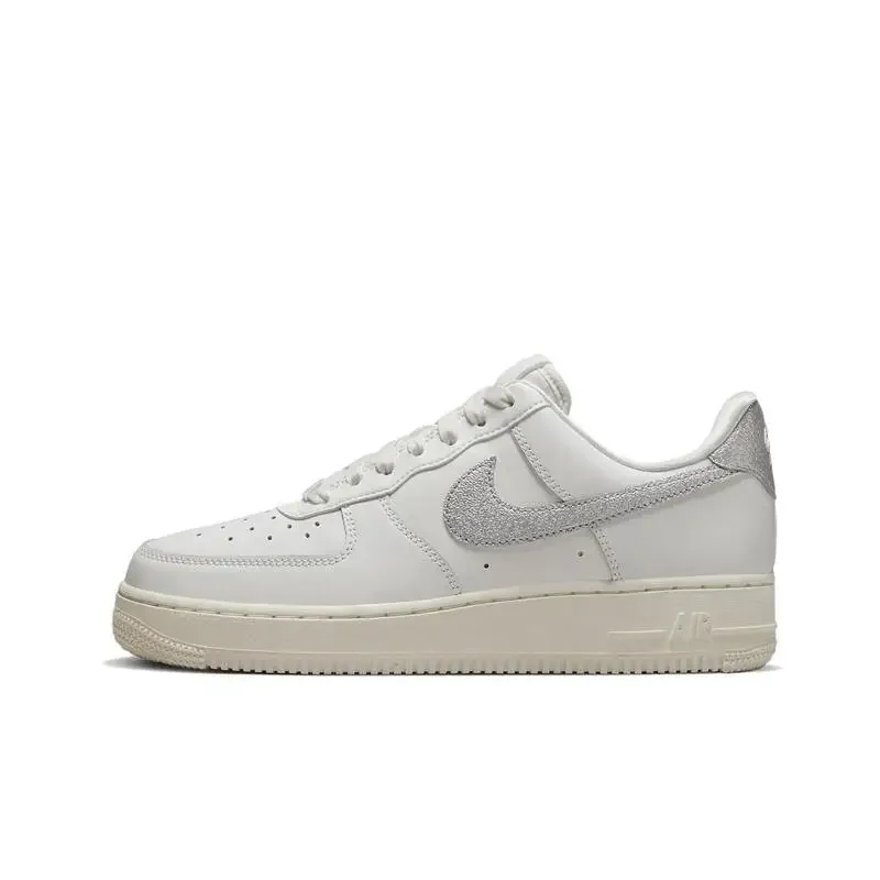 Nike Air Force 1 Men's and Women's Board Shoes Are Non Slip, Durable, Comfortable, Lightweight, Cushioned, Low Cut, Red