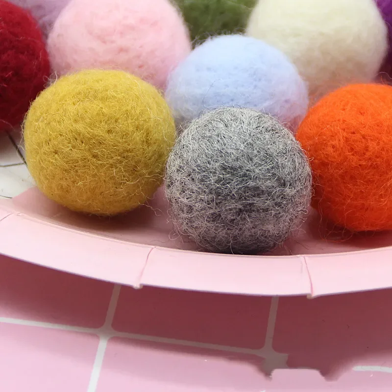 10pcs/lot 3cm Wool Felt Balls Round Colorful  Crafts for DIY Decoration Sewing Supplies