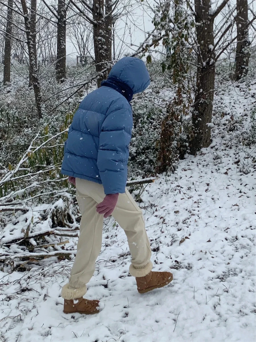 เสื้อโค้ทผู้หญิงแบบมีฮู้ด ยี่ห้อ Thiened รุ่น PREON สำหรับฤดูใบไม้ร่วงและฤดูหนาว อุ่นสบาย บุด้วยขนเป็ดขาว 80% เสื้อคลุมกันหนาว