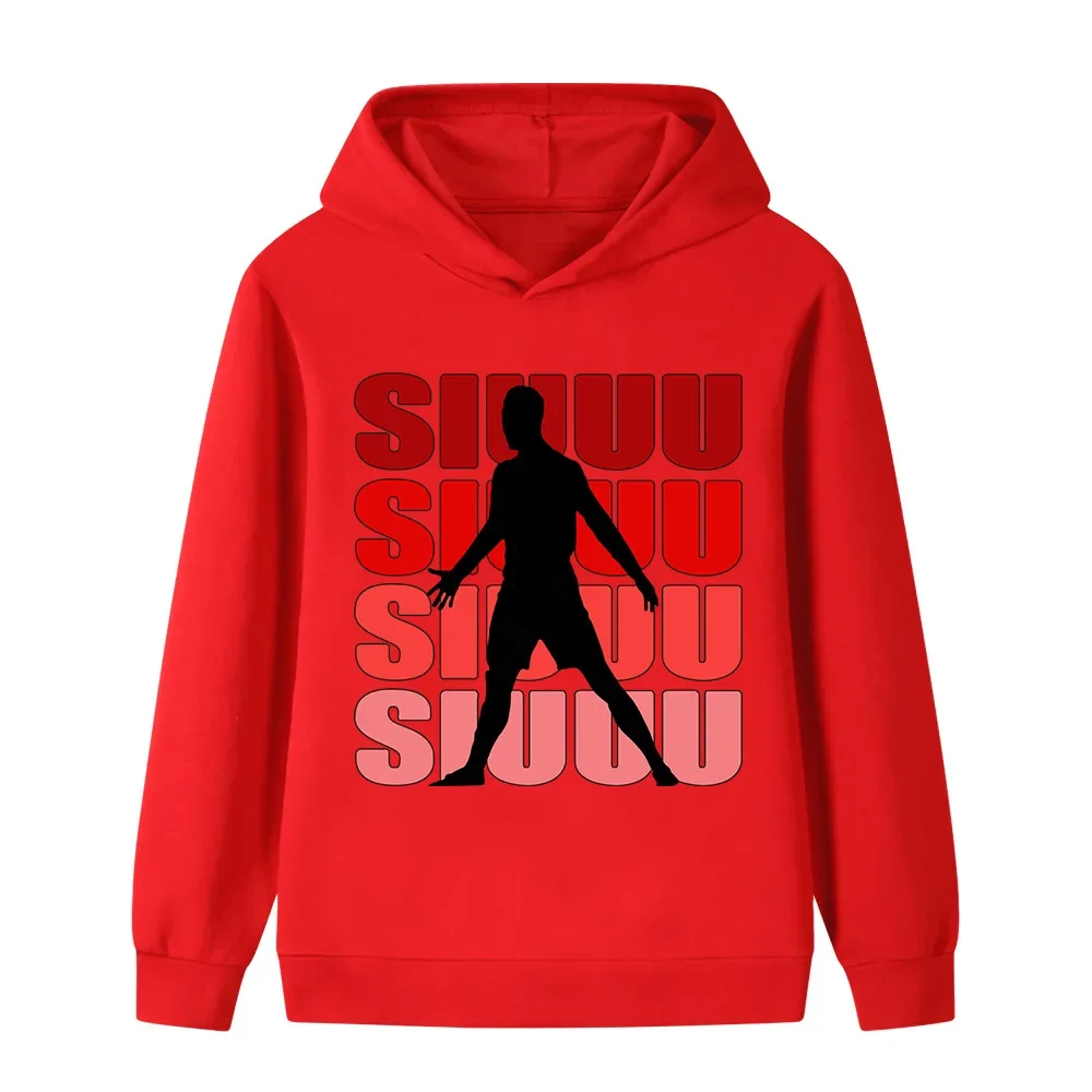 سويت شيرت بغطاء للرأس يتميز بتصميم كريستيانو رونالدو، مناسب للارتداء في مواسم الخريف والشتاء.