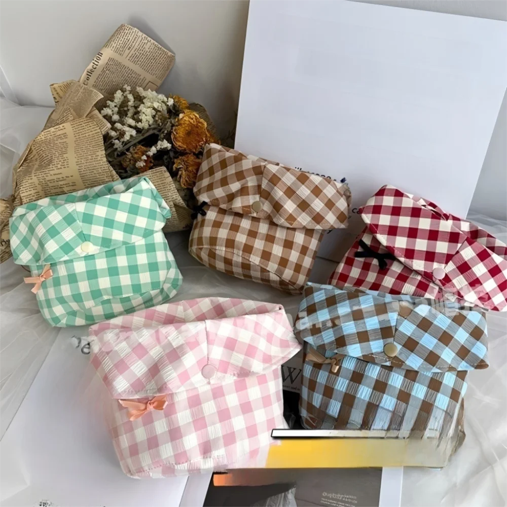 

Breathable Sun Protection Hiking Fisherman Hat Versatile Big Brim Plaid Hiking Cap Visor Small Lattice Drawstring Sun Hat Famale