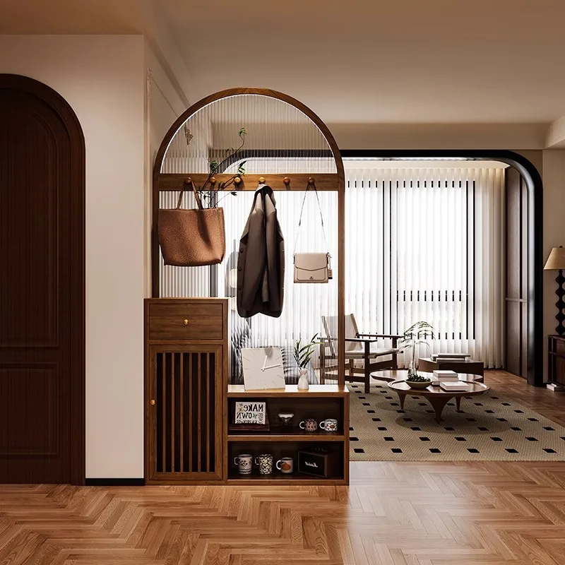 ภาษาฝรั่งเศสคํายุคกลางเสื้อผ้าตู้ห้องนั่งเล่นไม้รองเท้าแขวนเสื้อผ้าแบบบูรณาการสไตล์ห้องนั่งเล่นเฟอร์นิเจอร์ภายในบ้าน