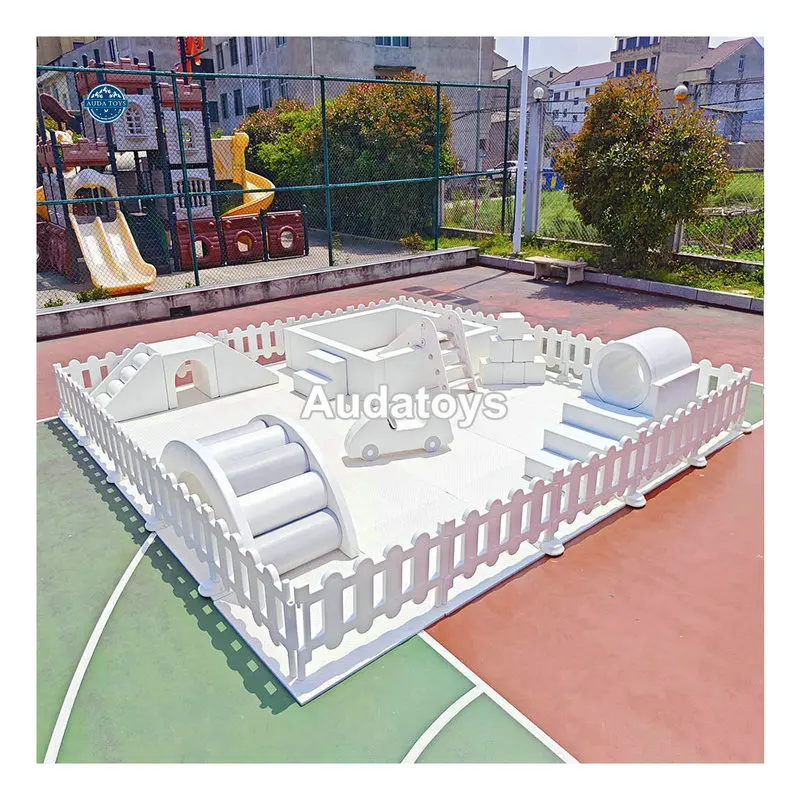 

Mobile Party Rental White Kids Softplay Playground Soft Play Equipment Set With Slides