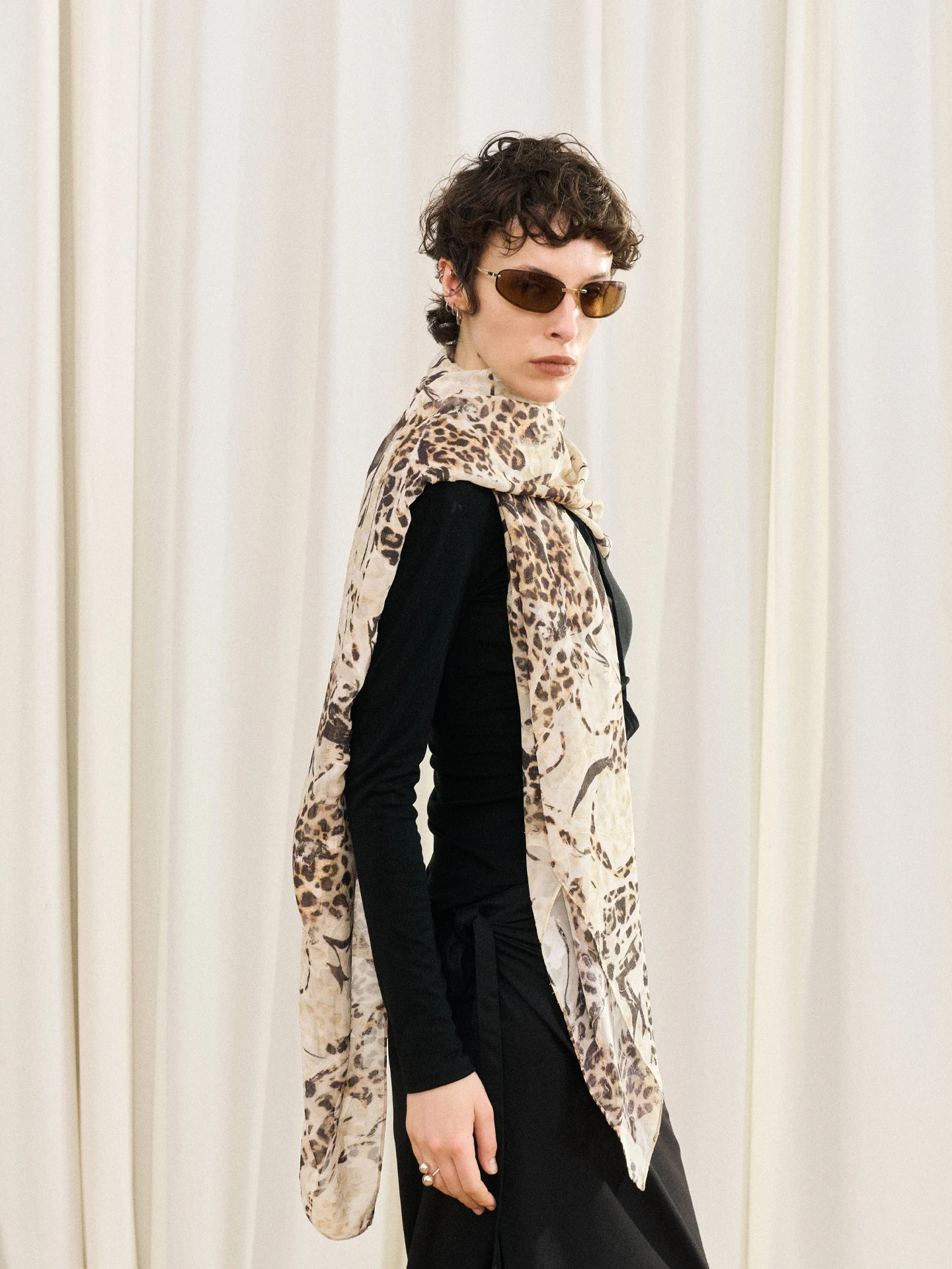 a Kind Ego 2026 Autumn New Golden  Leopard Print Tka Scarf Lightweight Vintage Multi-Ways Shoulder Wrap Square Polyester