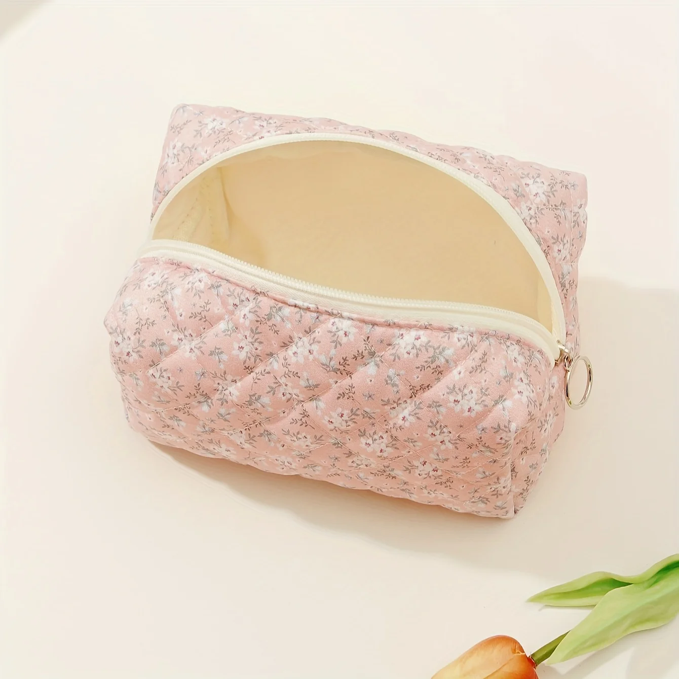 Makeup Bag Cosmetic Bag for Women,Large Capacity Floral Cosmetic Bag Makeup Bags Women Travel Accessories