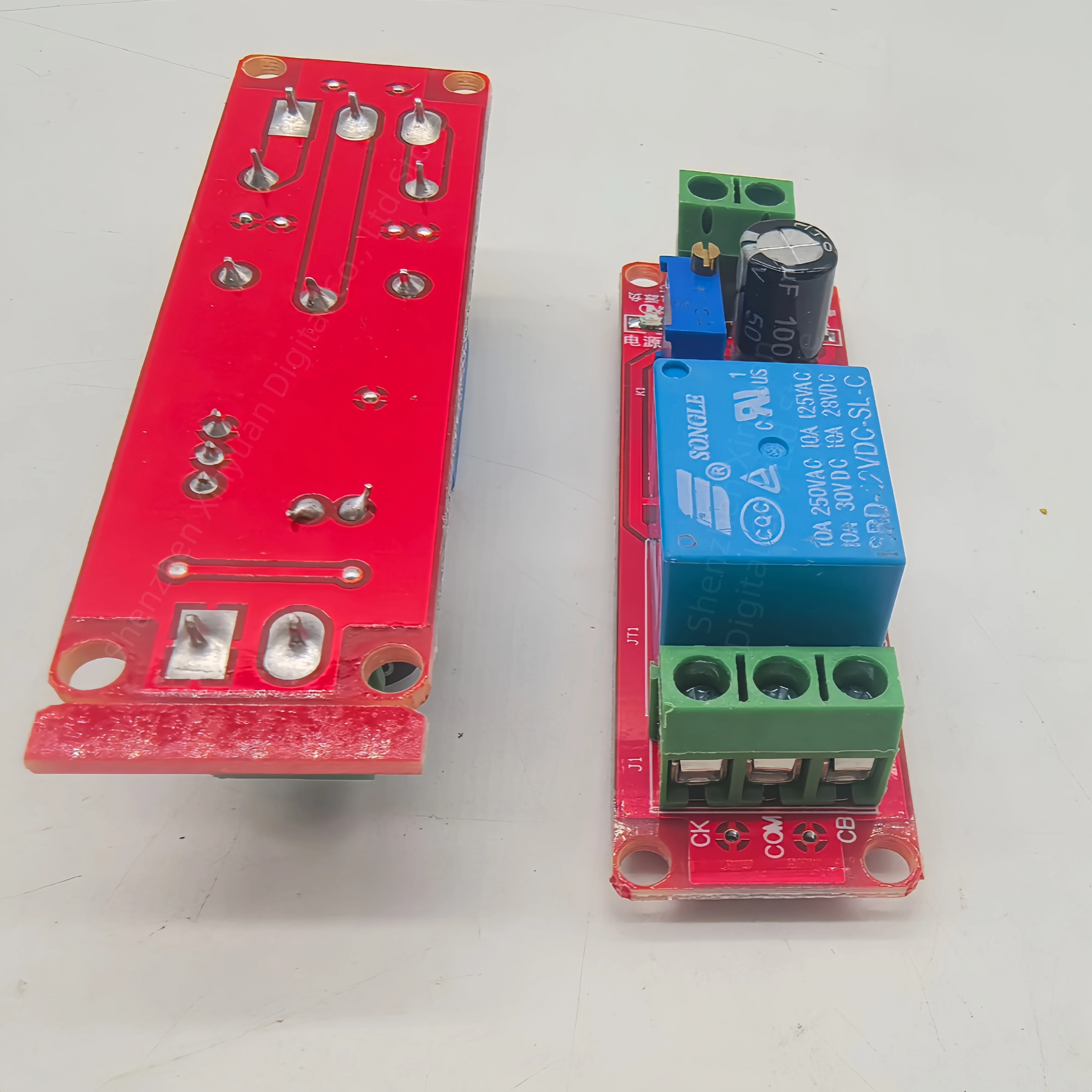 NE555 12V/5V Delay Relay Module with Adjustable Delay of 1-10 Seconds