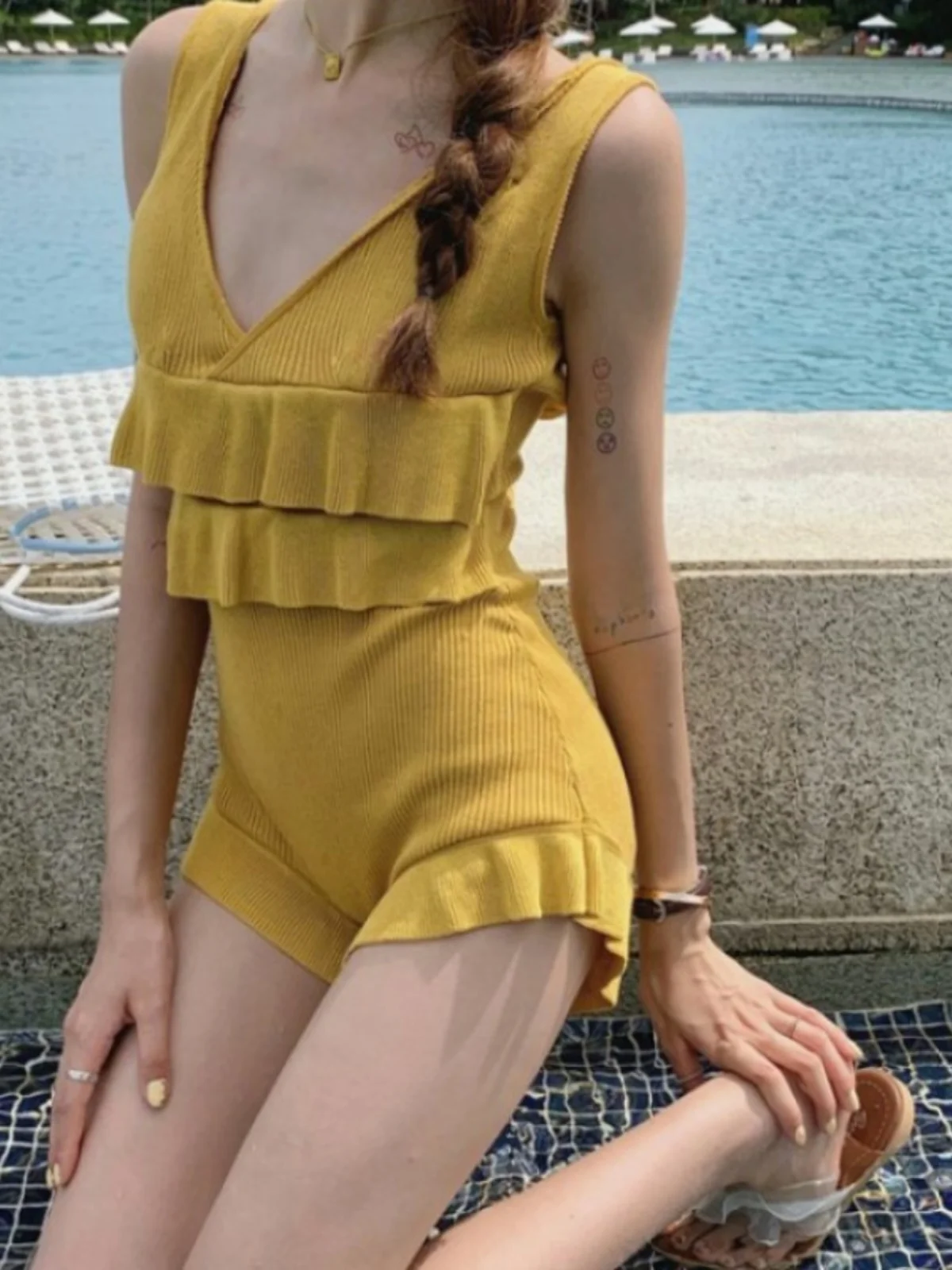 

Women's One-Piece Swimsuit High Waist Brief Pure Color Slimming Design V-Ne Casual Sle Swimming Costume for Summer 2025