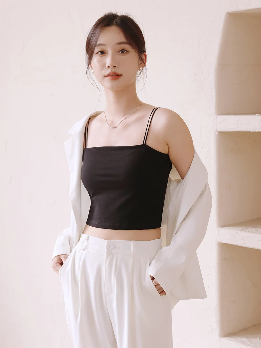 Black Integrated Sports Vest Women's Short Style Inner Wear with Cup Pad Breathable Backless Design Summer Fashion Trend