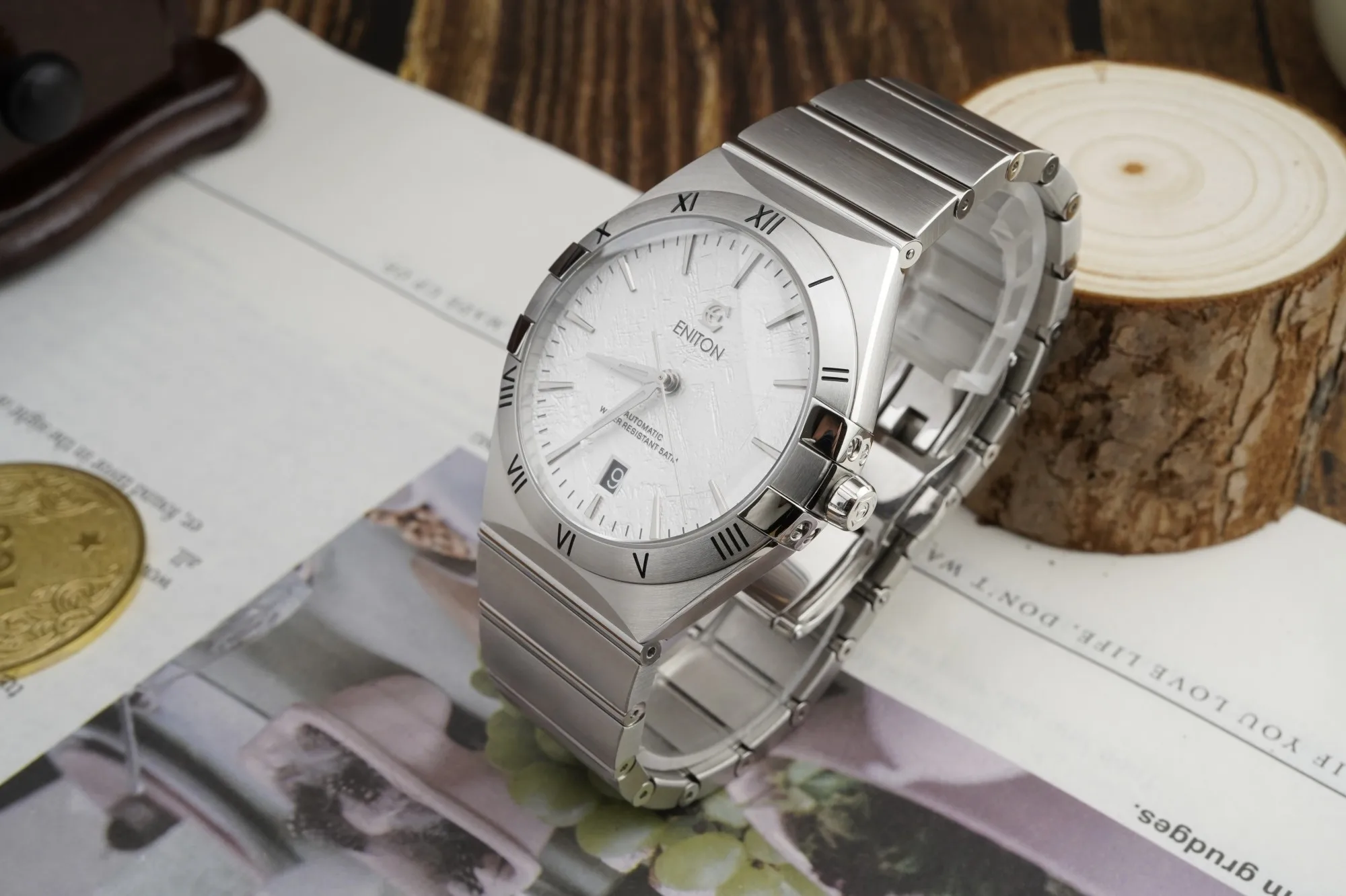 ENITON NUOVO 40mm Orologio da uomo sportivo da uomo d'affari di lusso di alta qualità 50m Impermeabile NH35 Movimento rotondo luminoso in vetro zaffiro