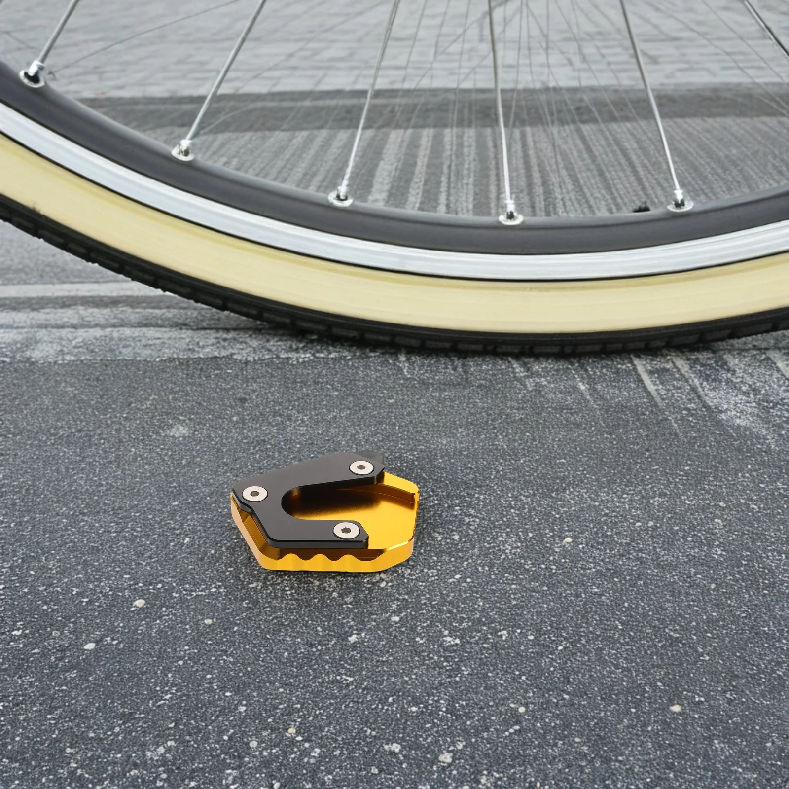 

Aluminum Alloy Motorcycle Kickstand Pad Weather Resistant Compact Portable Enhanced Visibility for Off-Road Biking Grass Sand