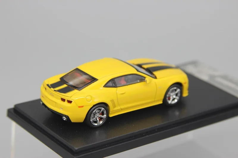 Fine Works 1/64 Chevrolet Camaro GEN.5 Legierung Spielzeug Kraftfahrzeug Iecast Metallmodell Geschenke