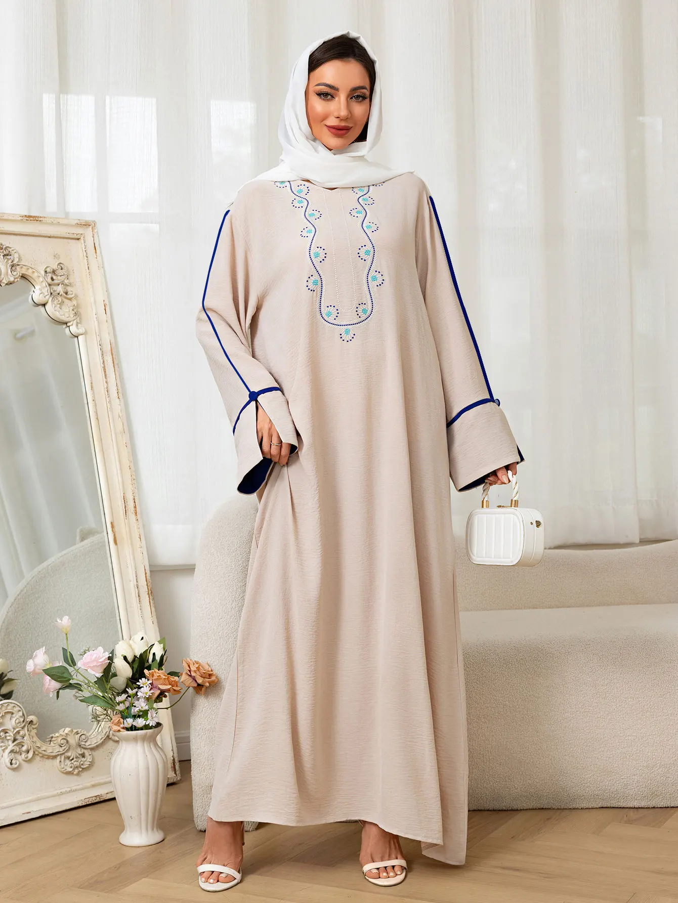 Dubai Mode Blumen Stickerei Modest Kleid Muslimische Elegante Abaya Frauen