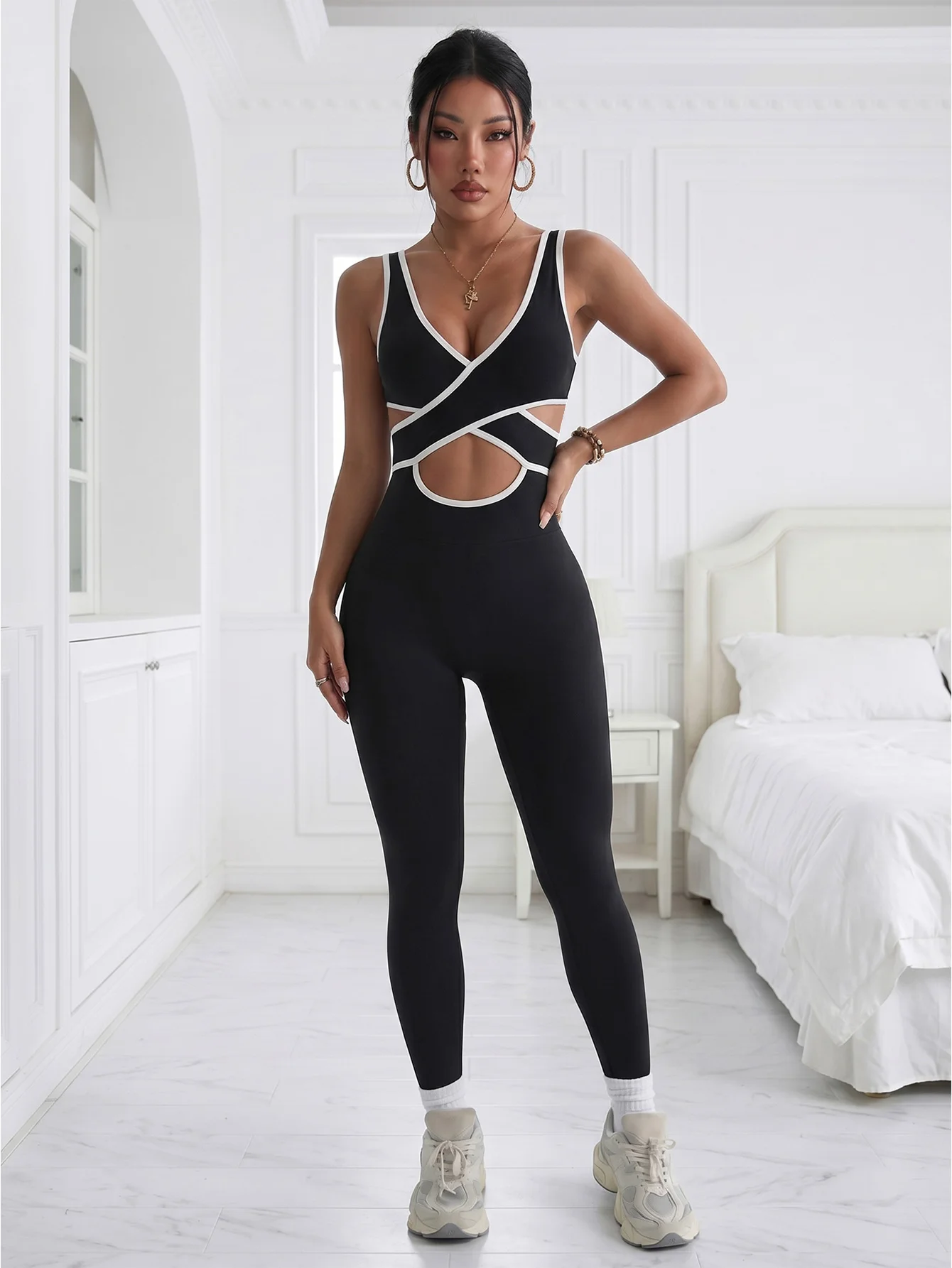 Damen Criss-Cross Cutout Kontrast-Piping Workout-Jumpsuit Ärmellos Formender Yoga-Bodysuit – Detail 6