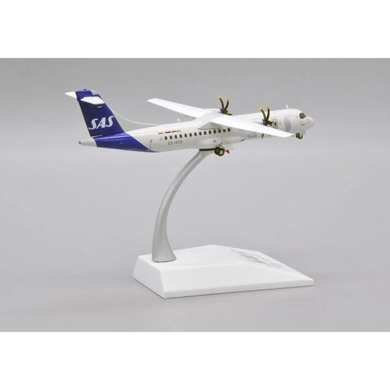 Diecast 1:200 Scale SAS ATR72-600 ES-ATH Alloy Aircraft Model Collection Souvenir Display Ornaments Toy