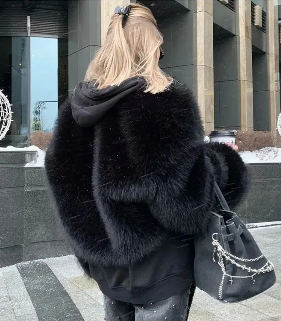 

Модное роскошное укороченное пальто из искусственного меха, женская зимняя популярная крутая пушистая короткая меховая куртка для девочек