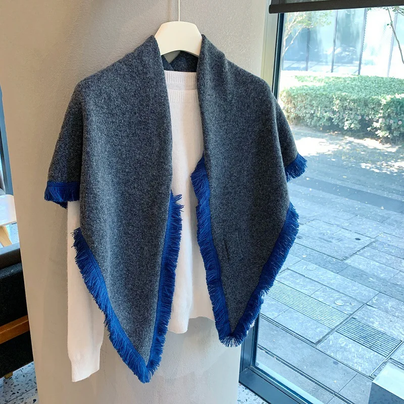 Korean Retro Burgundy Fringed Triangle Scarf Women's Autumn and Winter Warm Knitted Shawl Temperament with Decorative Scarf