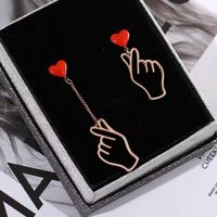 Trendy Korean Finger Heart Earring for Women Love Hand Gesture Asymmetry Stud Earrings Valentine's Day Collar Pendientes Bijoux