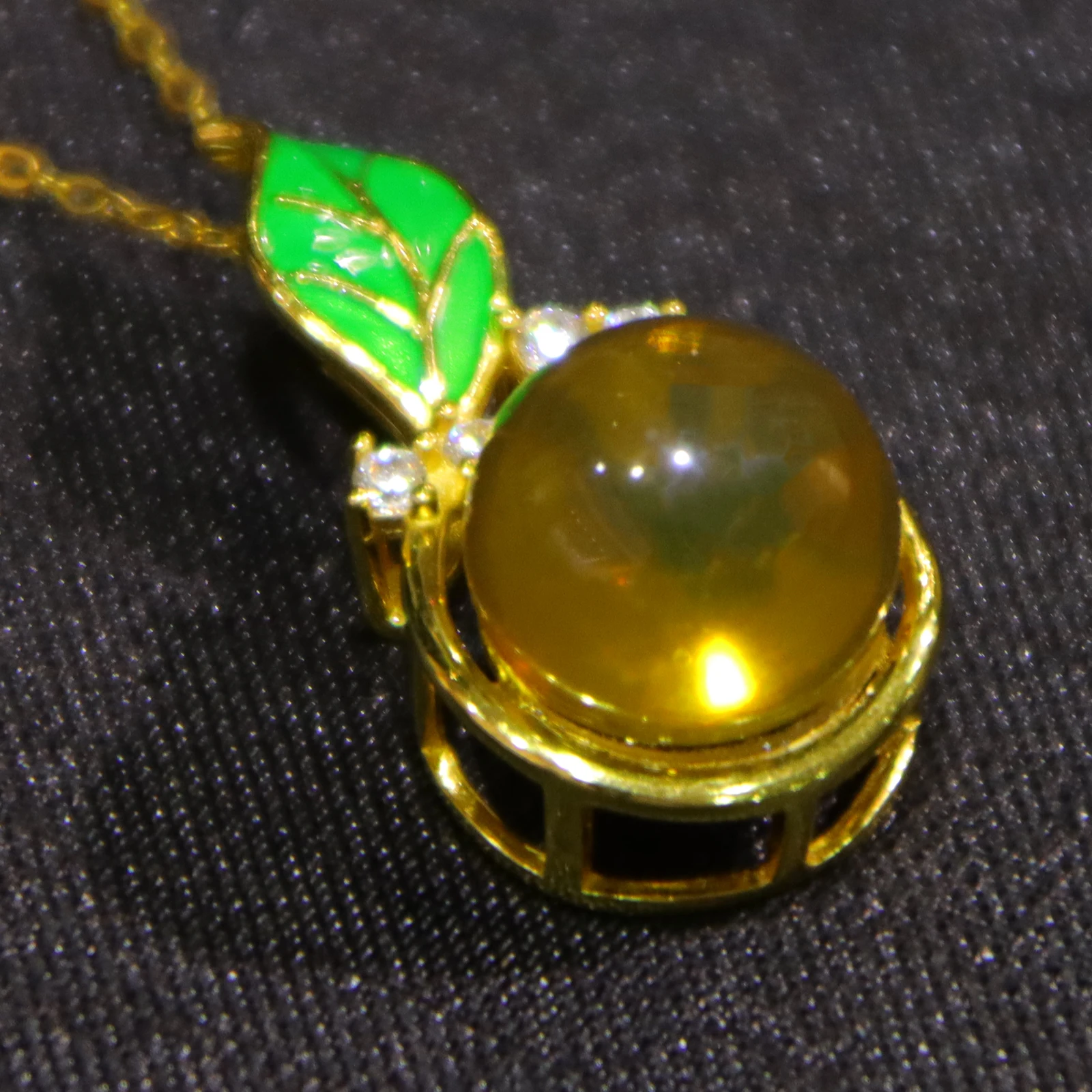 Natural Mexican Blue Amber Pendant Sterling Silver Setting Leaf Clasp Design 11mm Round Bead