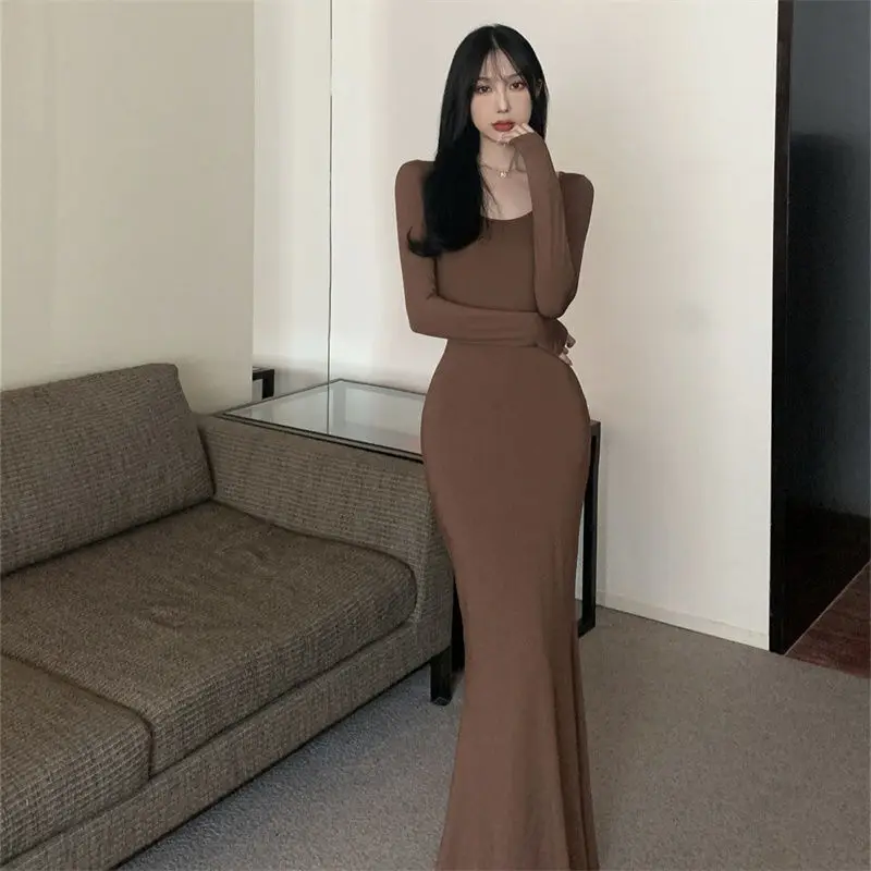 2024 New Hot Girl Temperament Long Sleeve Dress Female Brown Base Dress Slim Fishtail Solid Color Dress