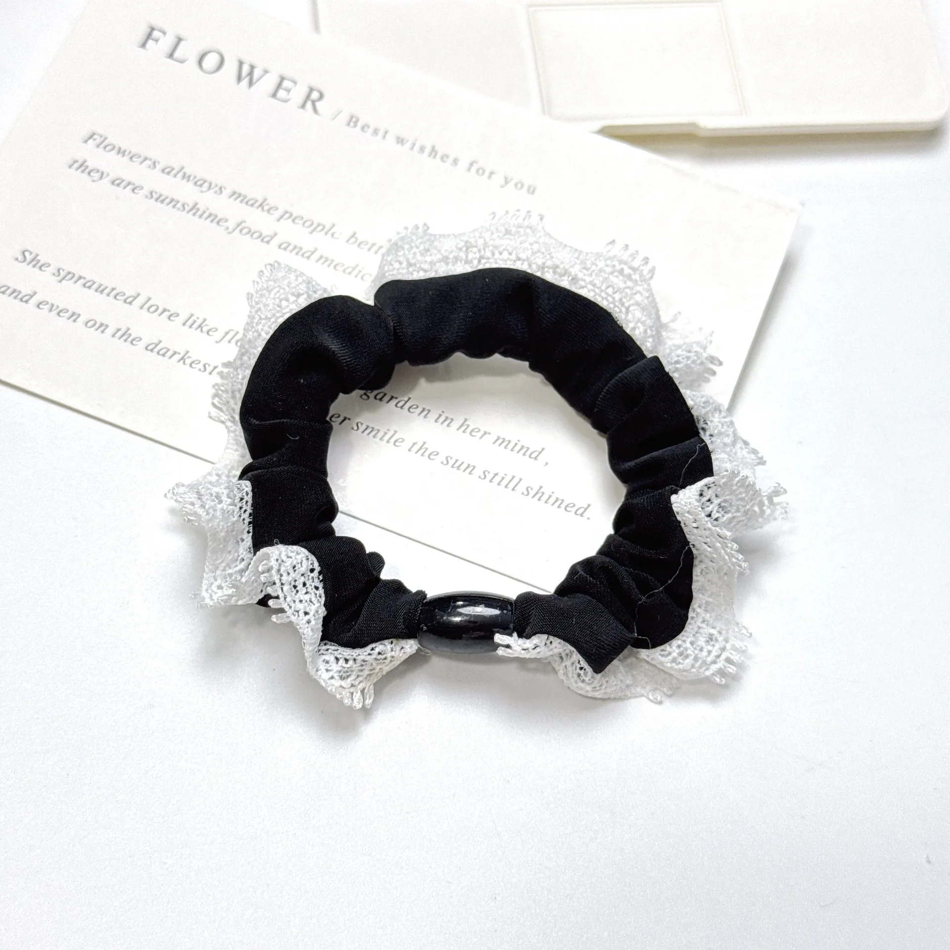 

Beautiful girl's hair accessories lace headrope high elastic headrope release high-end sense of artistic hair rope.
