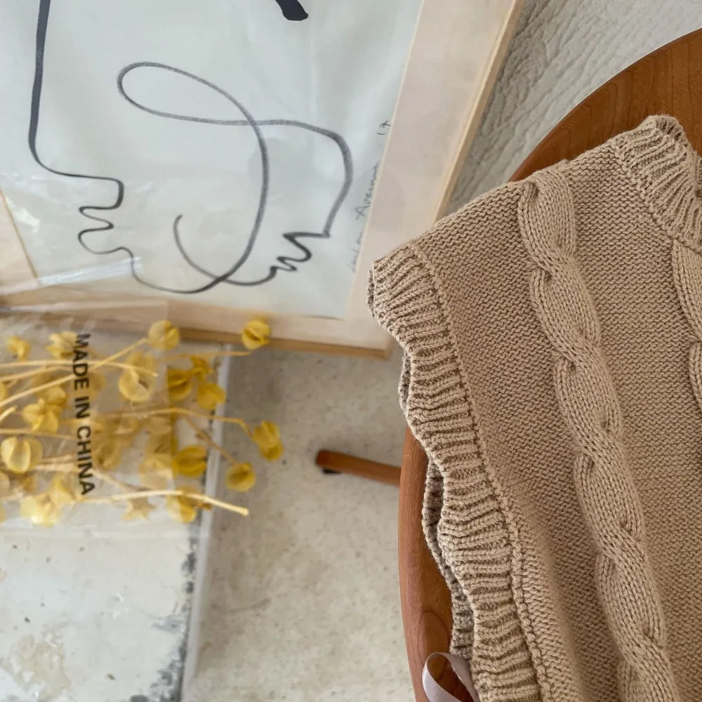 Gestrickte Weste für Mädchen, 2025, Frühling und Herbst, neue koreanische Mädchen-Weste mit Schwimmhäuten, ärmellos, 1–7 Jahre alt, modisches Baby-Top – Detail 5