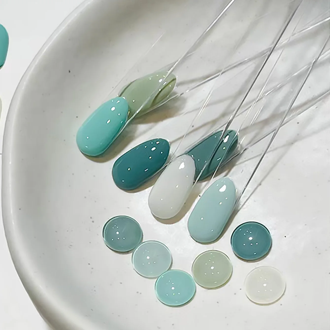 SHAKA 1-6 Stück Sommer Whitening Misty Blue Series Gel-Nagellack Hochwertiger, langlebiger, nicht verblassender, vielseitiger blauer Nagelkunst-Grünnagellack