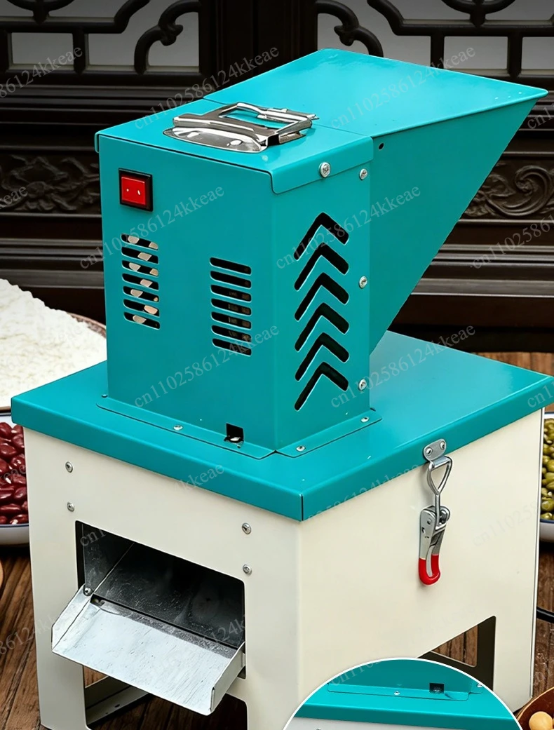 Household small flour mill, commercial whole grains, rice, corn grinder, feeding chicken feed for breeding