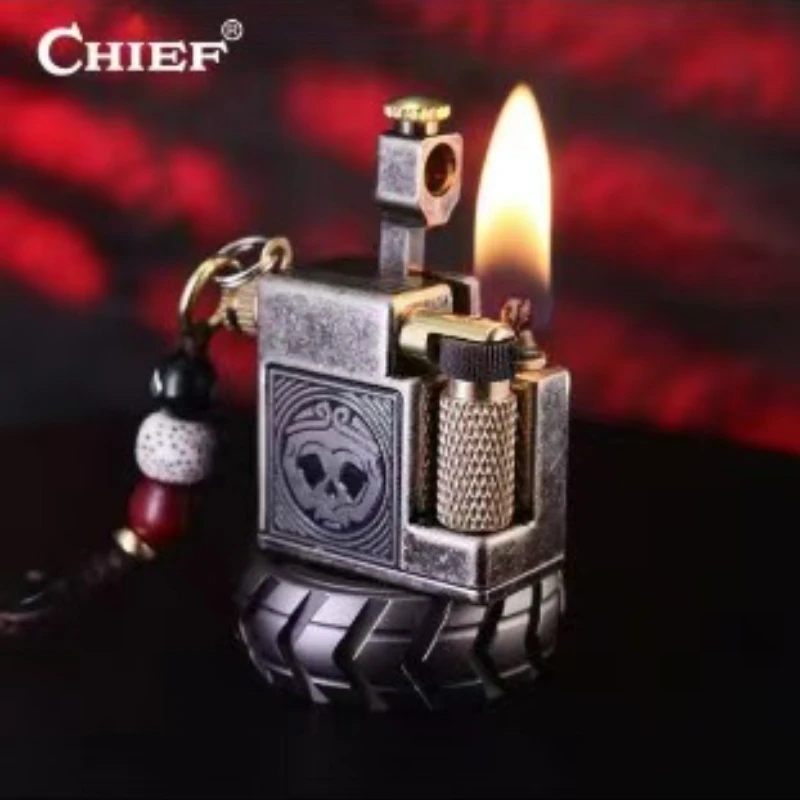 

CHIEF New Titanium Plated Small Cube Kerosene Lighter, Creative Mini Hanging Pendant, Collectible Trendy Gift