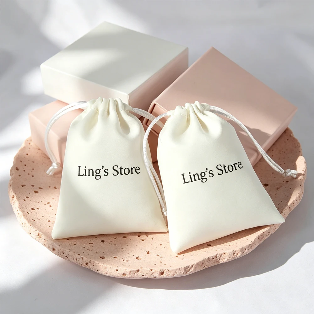 

50Pcs Personalized White Silk Jewelry Drawstring Bag Ring Earring Sack Cosmetic Keychain Bridesmaid Shower Organizer Satin Pouch