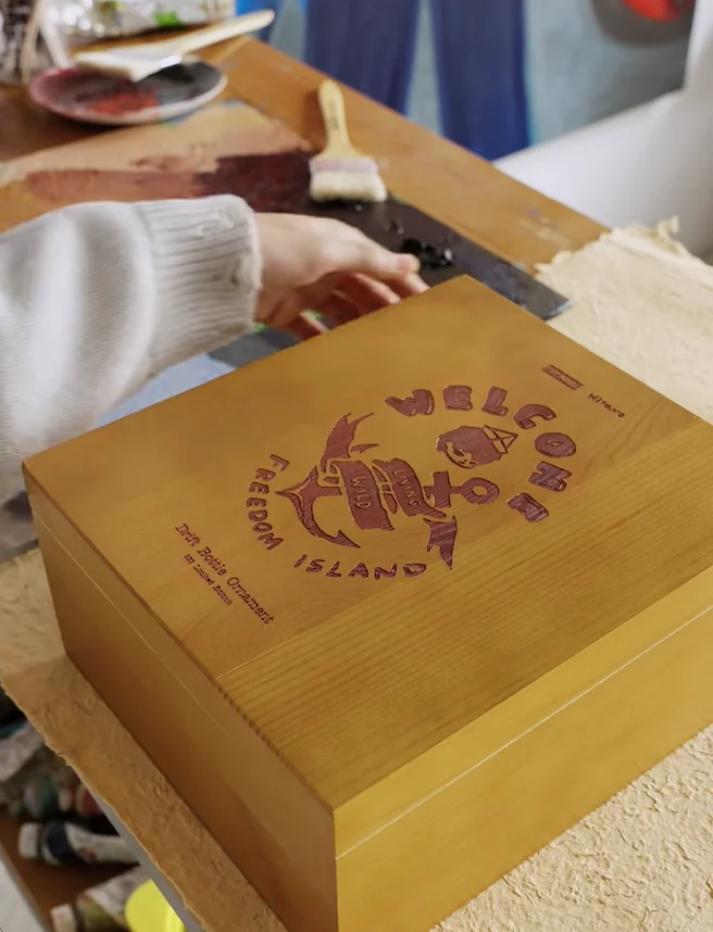 

POP MART Hirono Living Wild Haiji Zhi Ge Series Limited Edition Message Bottles Exquisite Decorative Collectible Birthday Gift