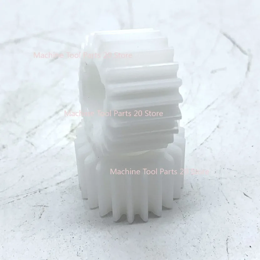 Fit for KARCHER K1 K2 K3 Series Car Washing Machine Accessories Replace Metal/Plastic Gear New 2pcs