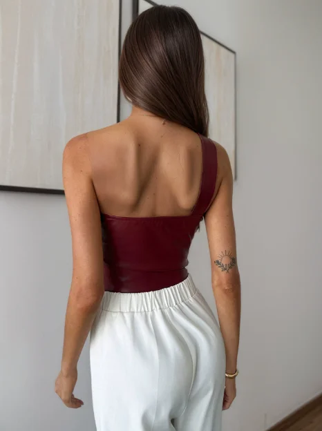 

Summer Solid Color Slanted Neck Single Shoulder Design Sleeveless Vest for Women, Fashionable Personality, Sexy Leather Vest